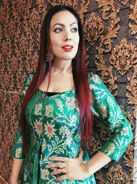 munmun dutta hd wallpapers|Munmun Dutta Wallpapers .